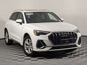 2022 Audi Q3 Premium 