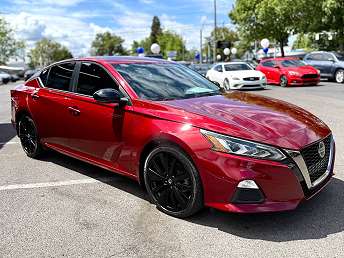 2021 Nissan Altima SR 