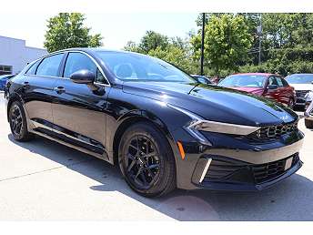 2025 Kia K5 LXS 