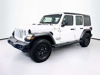 White Jeep Wrangler SUV 2021