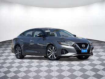 2023 Nissan Maxima SV 