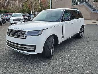 2025 Land Rover Range Rover SE 