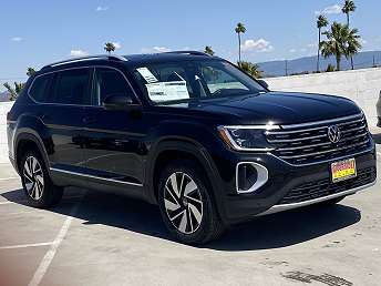 2025 Volkswagen Atlas SEL 