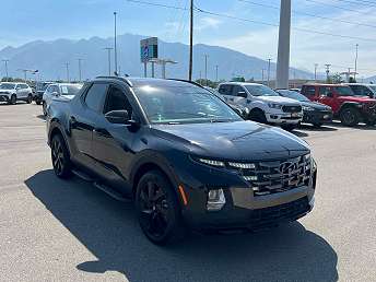 Black Hyundai Santa Cruz Pickup 2023