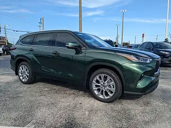 New 2025 Toyota Highlander Limited