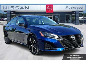 2023 Nissan Altima SR 