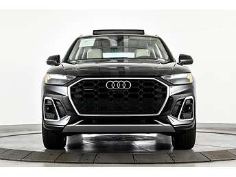 2023 Audi Q5 Premium Plus 