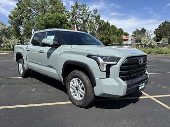 2025 Toyota Tundra SR5 