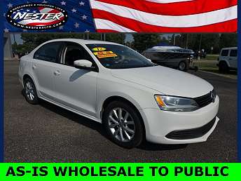 White Volkswagen Jetta SE 2012