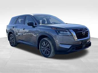 2023 Nissan Pathfinder S 