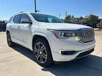 2019 GMC Acadia Denali 