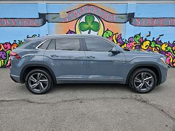 2024 Volkswagen Atlas SEL 