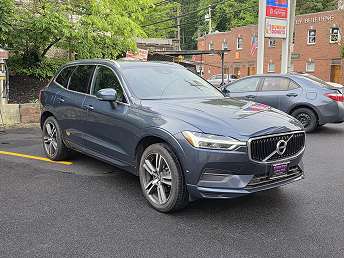 2019 Volvo XC60 T5 Momentum 