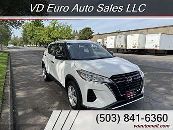 2023 Nissan Kicks S 