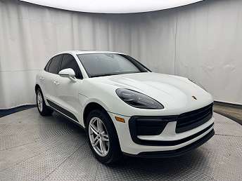 2022 Porsche Macan  