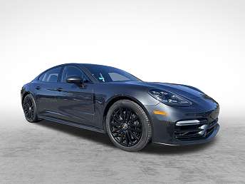 2021 Porsche Panamera GTS 