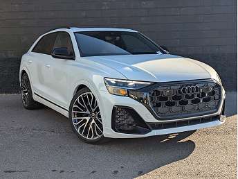 2025 Audi SQ8 Premium Plus 