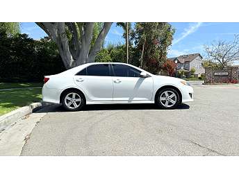 2014 Toyota Camry SE 