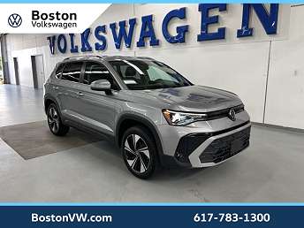 2025 Volkswagen Taos SE 