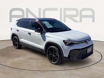 2025 Volkswagen Taos SE 