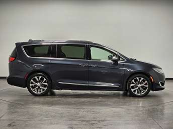 2019 Chrysler Pacifica Limited 