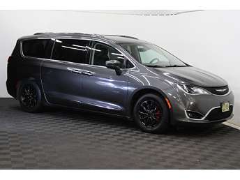 2019 Chrysler Pacifica Touring-L 