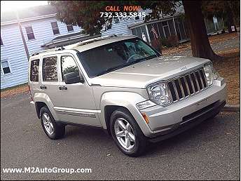 Silver Jeep Liberty Limited Edition 2008