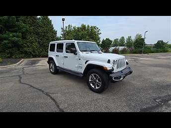 2021 Jeep Wrangler Sahara 