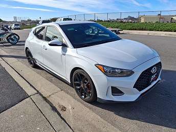 2019 Hyundai Veloster Turbo 