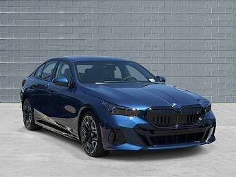 2027 BMW i5 eDrive40 