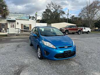 2013 Ford Fiesta SE 