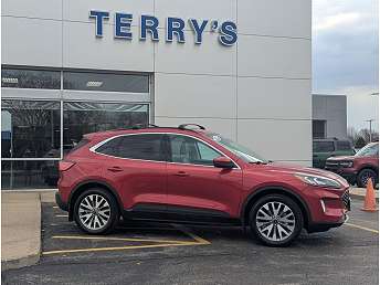 2022 Ford Escape Titanium 