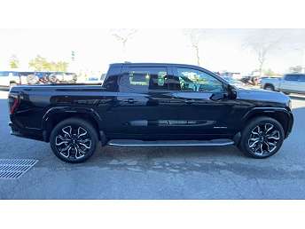2025 GMC Sierra EV Denali 