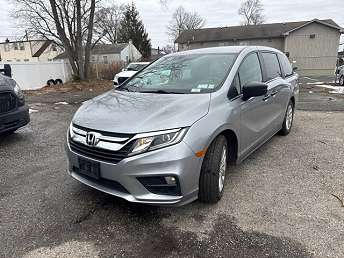 Used 2018 Honda Odyssey LX for Sale Near Me - CARFAX