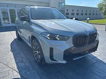 2024 BMW X5 M60i 