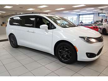 2018 Chrysler Pacifica Touring-L 