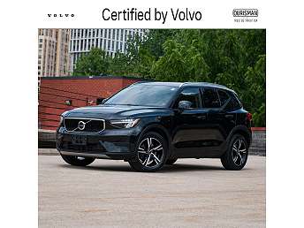 2023 Volvo XC40 B5 Core 
