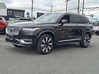 2025 Volvo XC90 T8 Ultra 