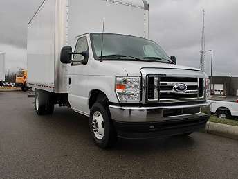 2025 Ford Econoline E-350 