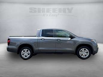Gray Honda Ridgeline RT 2017