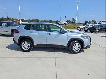 2024 Toyota Corolla Cross L 