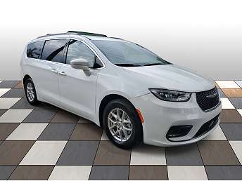 2022 Chrysler Pacifica Touring-L 