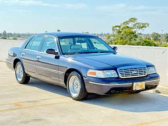 Used 2001 Ford Crown Victoria for Sale Near Me - CARFAX