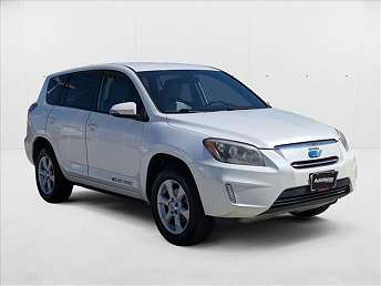 White Toyota RAV4 EV 2013