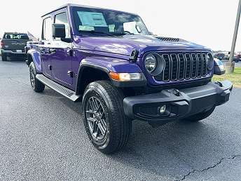 2026 Jeep Gladiator Sport 