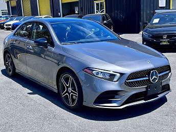 Mercedes Benz メルセデスベンツ 220 ERclassicsで販売されているメルセデスベンツ220S