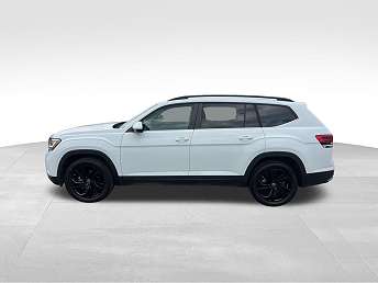 2023 Volkswagen Atlas SE 