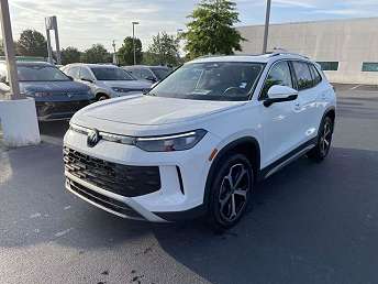 2025 Volkswagen Tiguan SE 