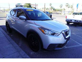 2020 Nissan Kicks SV 