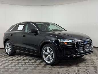 2023 Audi Q8 Premium 